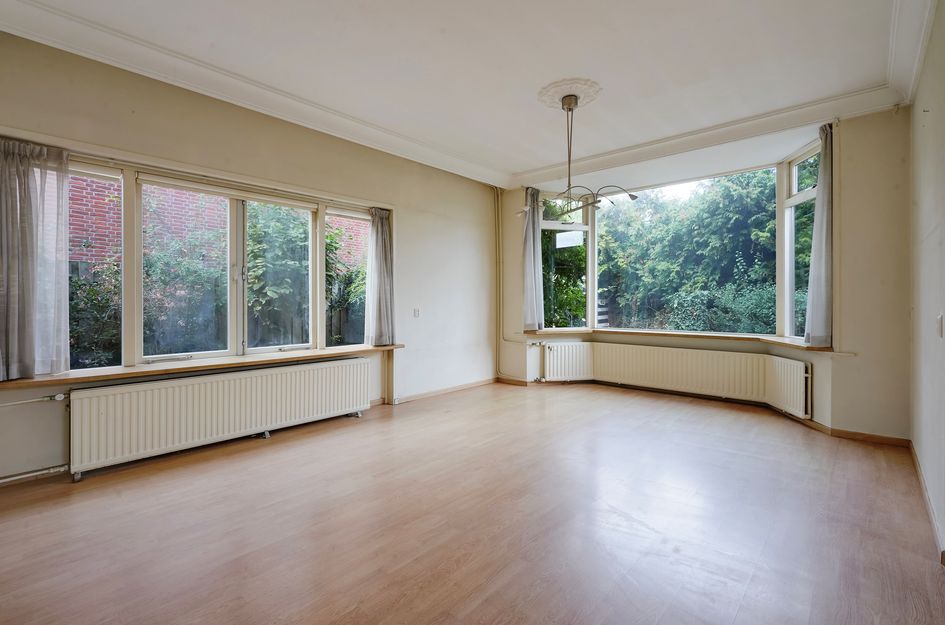 Spoorsingel 100