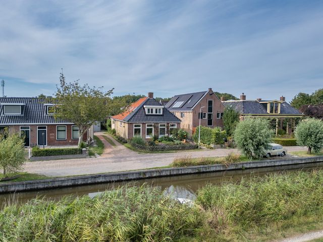 Franekerkade 17, Arum