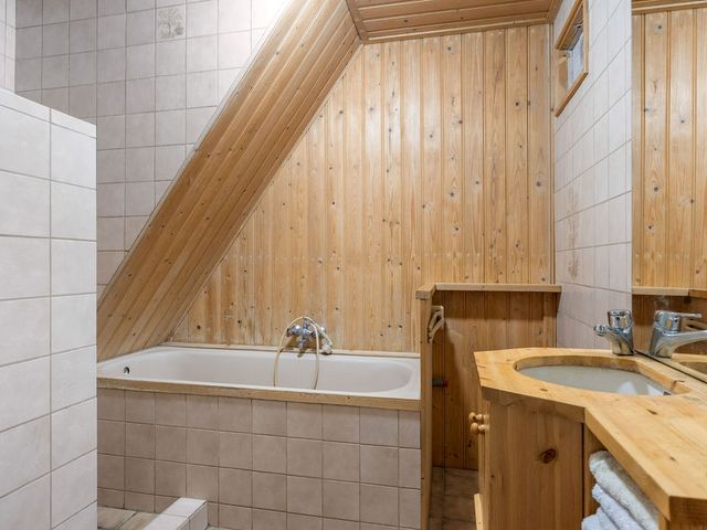 Van der Looswei 36, Blauwhuis