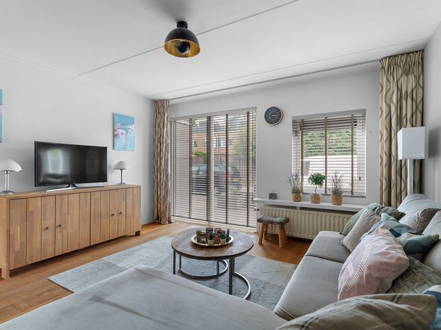 Louis Paul Boonstraat 42, Almere