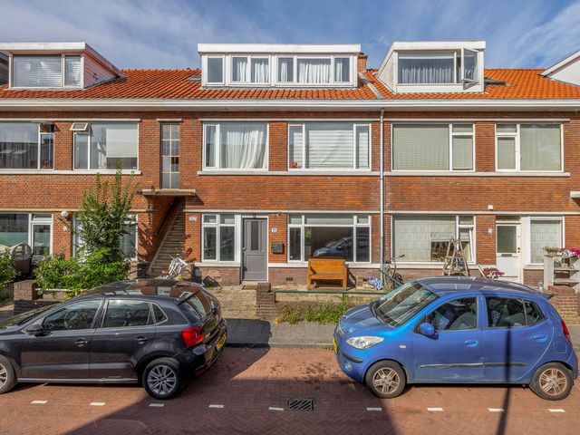 Leersumstraat 31, Den Haag