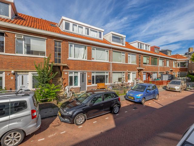 Leersumstraat 31, Den Haag