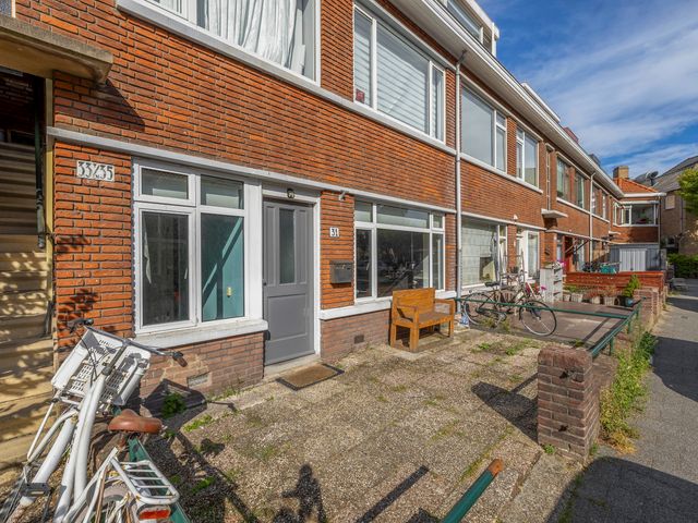 Leersumstraat 31, Den Haag