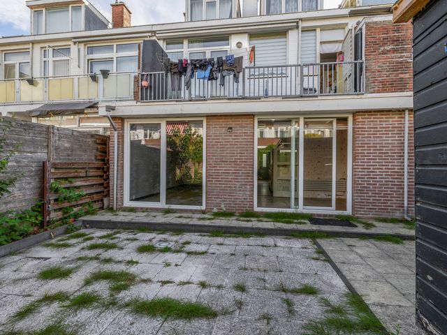 Leersumstraat 31, Den Haag