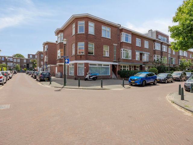 Perziklaan 6, Den Haag