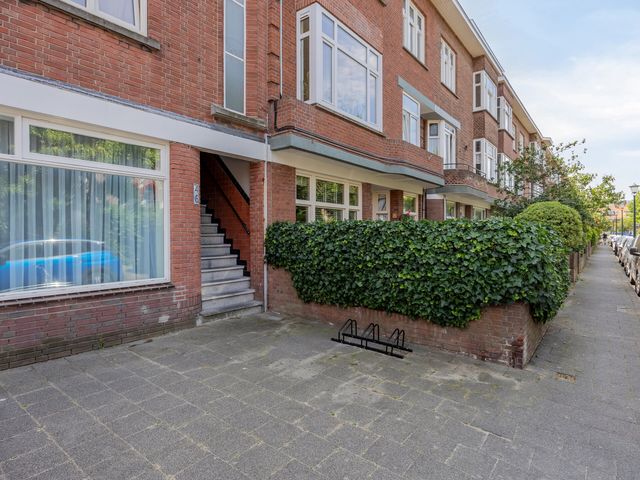 Perziklaan 6, Den Haag