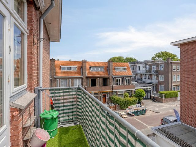 Perziklaan 6, Den Haag