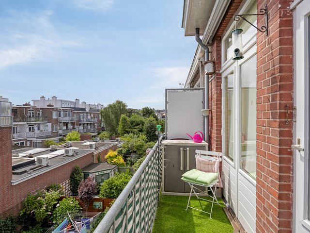 Perziklaan 6, Den Haag