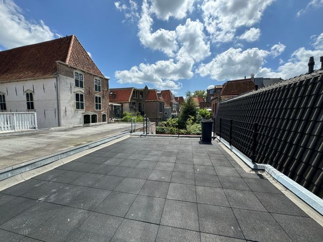 'T Glop 5D, Hoorn