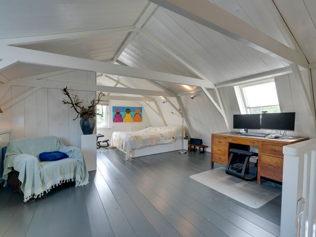 Warder 174, Warder
