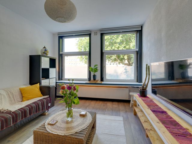 Bos en Lommerweg 29H, Amsterdam