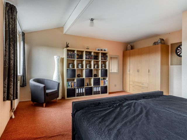 Maasdam-akker 32, Barendrecht