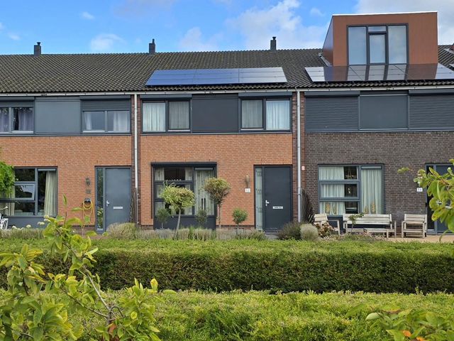 Maasdam-akker 32, Barendrecht