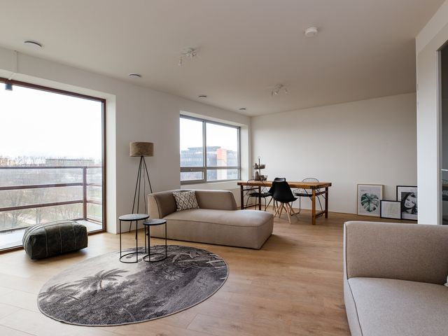 Karl Marxpad 100, Amsterdam