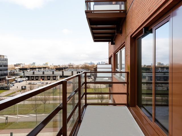 Karl Marxpad 100, Amsterdam
