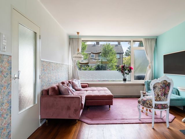 Reseda 3, Dordrecht