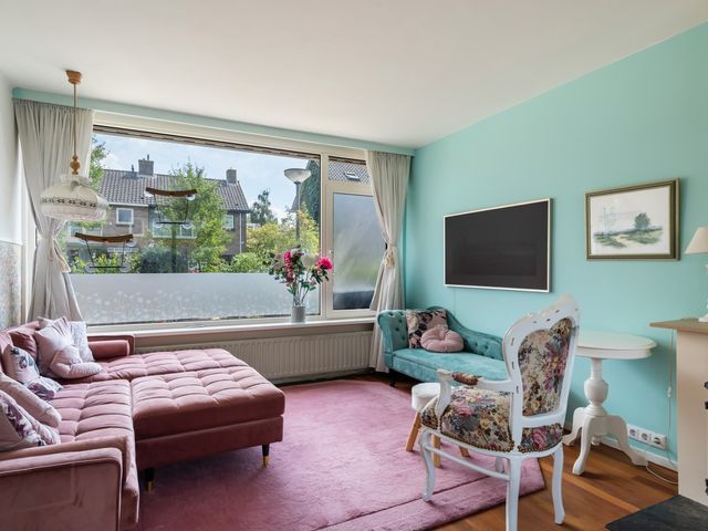 Reseda 3, Dordrecht