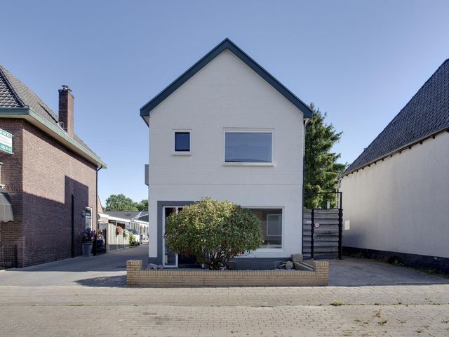 Schietbaanweg 16, Enschede