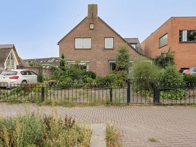 Hamseweg 24, Hoogland