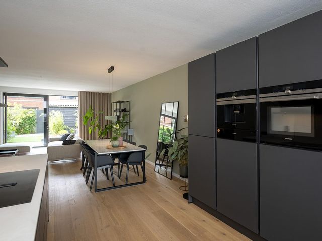 Beemdlaar 17, Almere