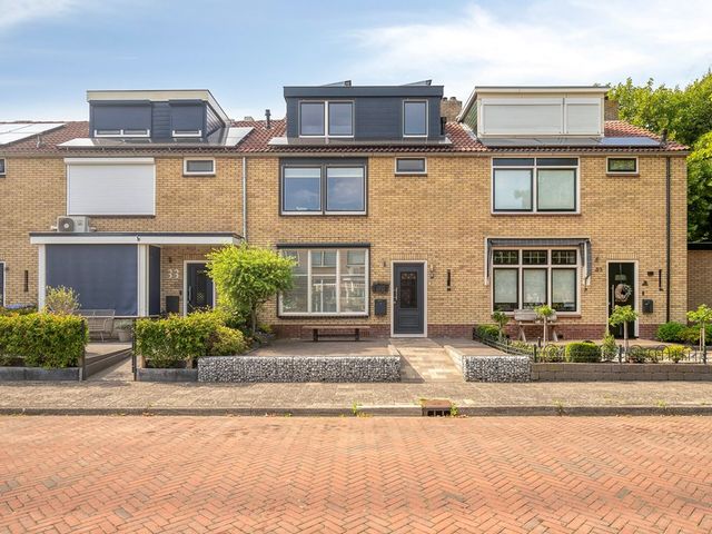Rikkert Jacobstraat 35, Bunschoten-Spakenburg