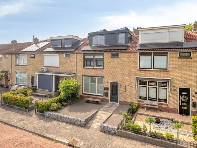 Rikkert Jacobstraat 35, Bunschoten-Spakenburg