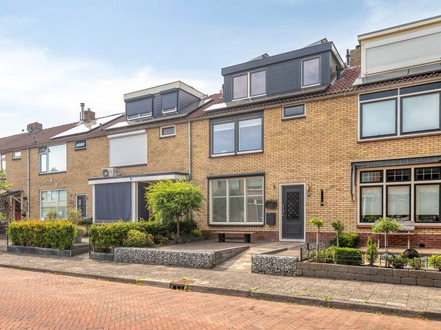 Rikkert Jacobstraat 35, Bunschoten-Spakenburg