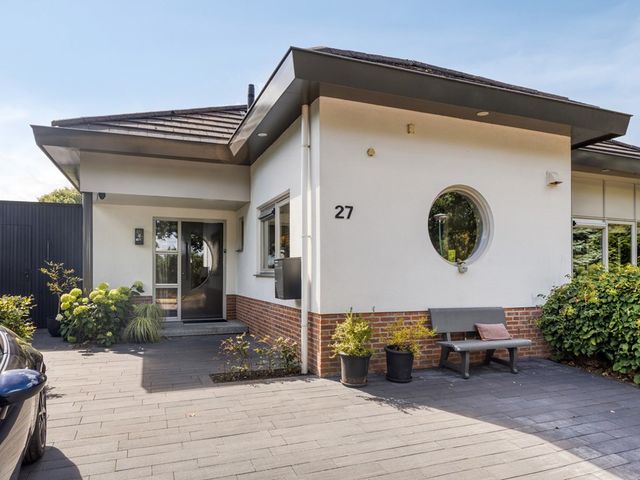 De Helling 27, Rhenen