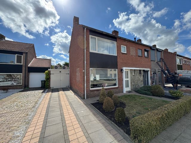 Elzasstraat 8, Axel