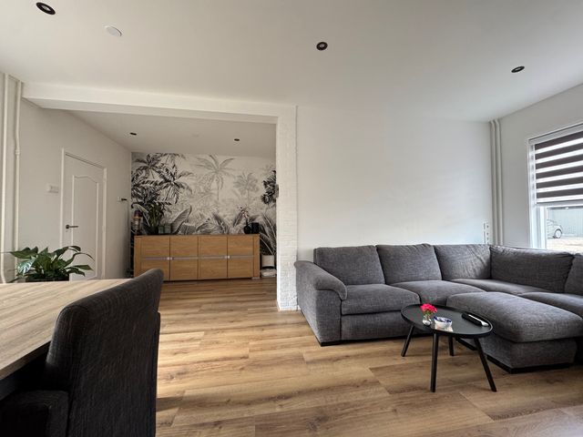 Elzasstraat 8, Axel