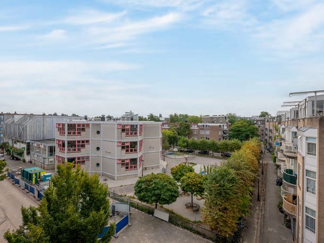 Tweede Van Swindenstraat 13E, Amsterdam