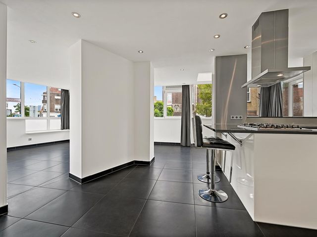 Oranjelaan 4, Rijswijk