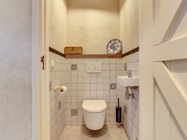 Kerkepad 13, Hapert