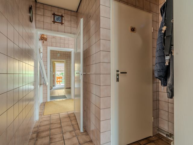 Hoofdweg 152A, Midwolda