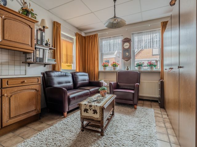 Hoofdweg 152A, Midwolda