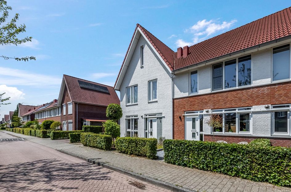 Vroege van Tol 45
