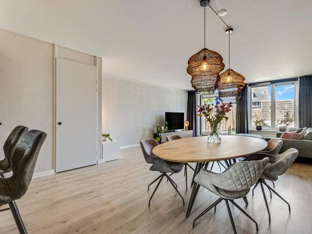 Vroege van Tol 45, Huissen