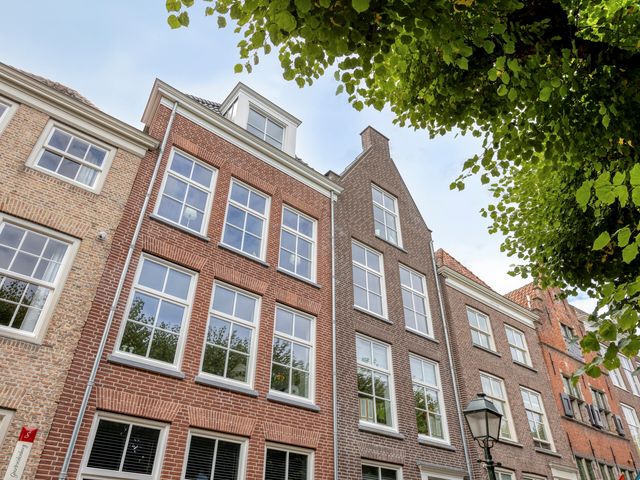 Markt 42, Geertruidenberg