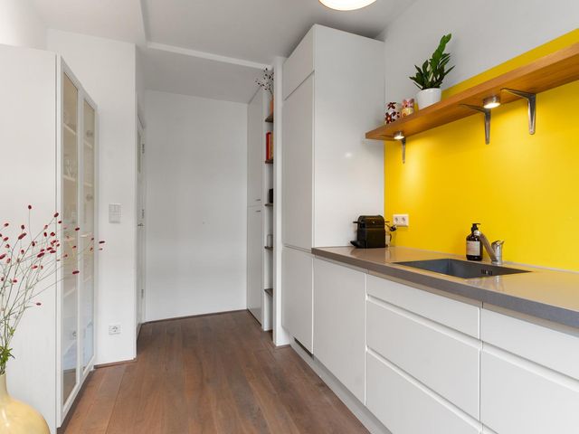 Hoofdweg 336 1, Amsterdam