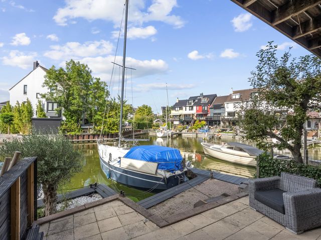 Jupiter 25, Den Helder
