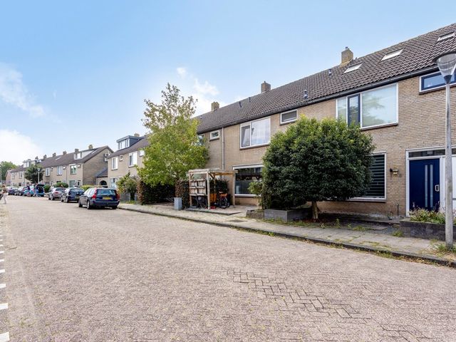 Pinksterbloemstraat 8, Hoogblokland