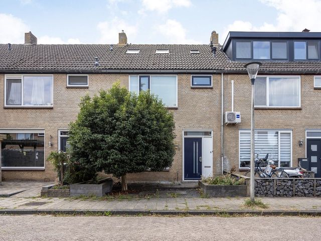 Pinksterbloemstraat 8, Hoogblokland
