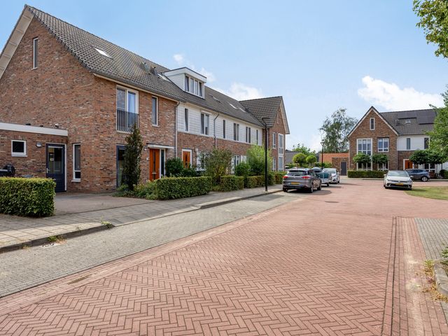 Entweg 15, Hengelo (Gld)