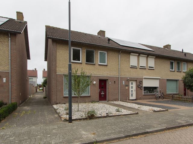 Van Raveschotstraat 12, Sprang-Capelle