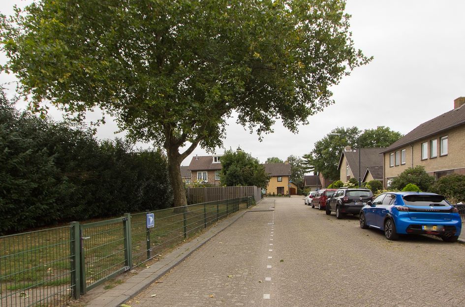Van Raveschotstraat 12