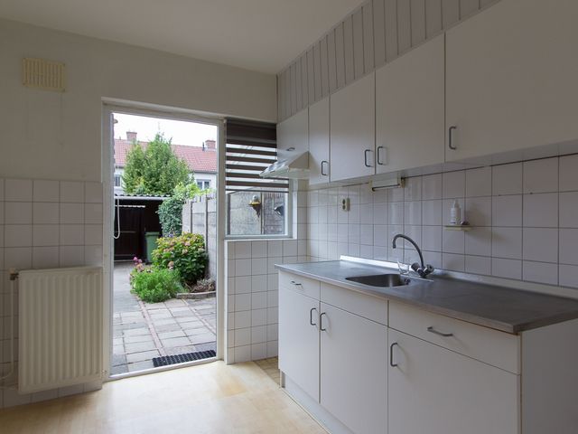 Van Raveschotstraat 12, Sprang-Capelle