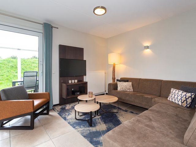 De Duinen 241, Ouddorp