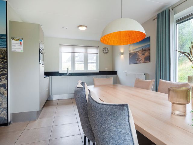 De Duinen 241, Ouddorp