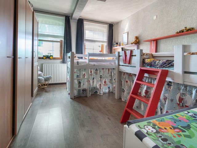 Grensweg 9, Stramproy