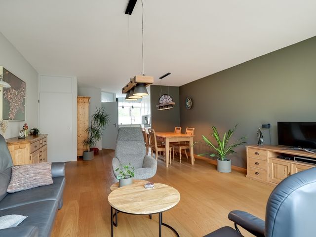 Wieken 7, Avenhorn